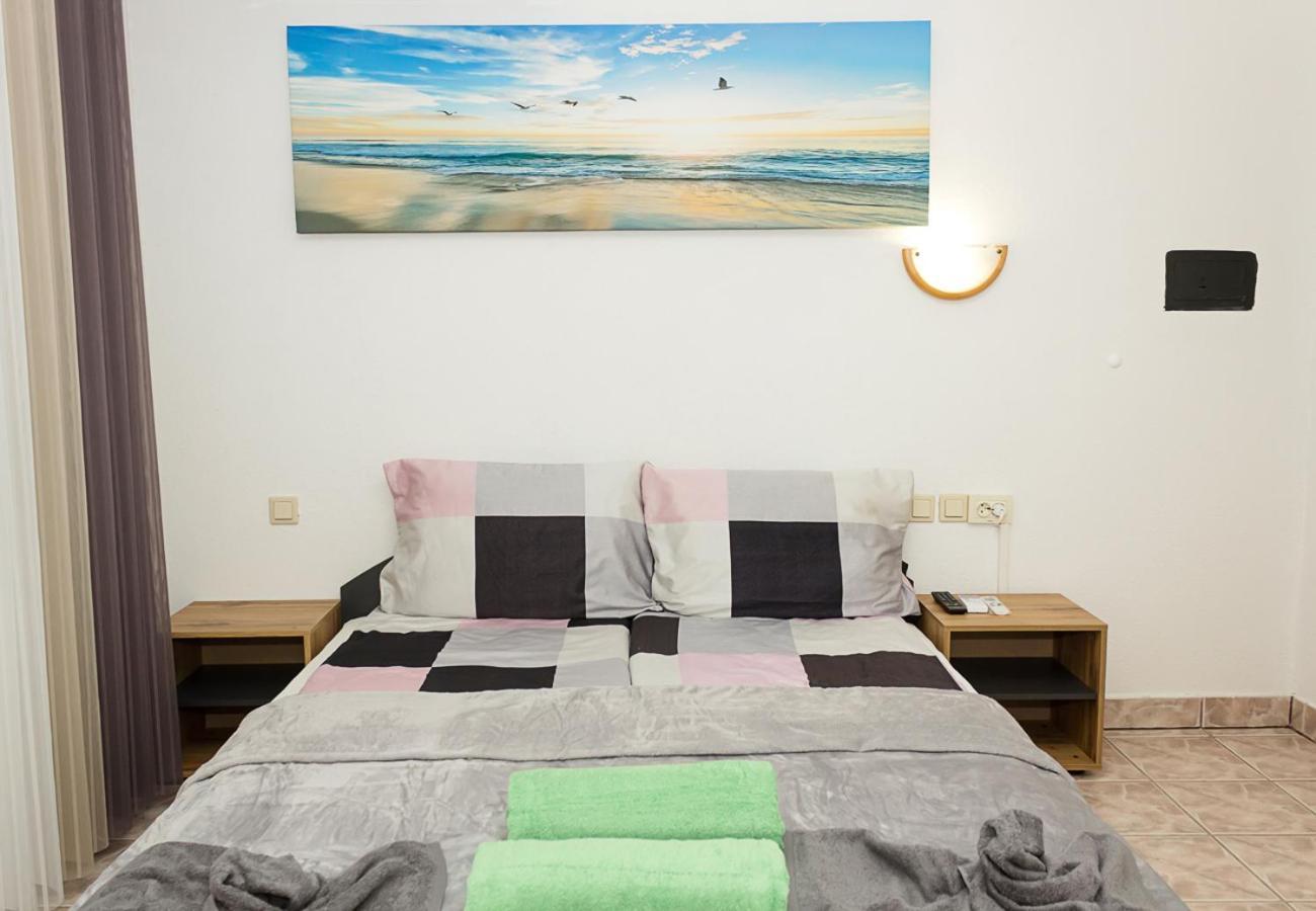 Two Identical Designer 2Bd Flats With Sea View In Balchik By Flat Mаnager Apartment Bagian luar foto