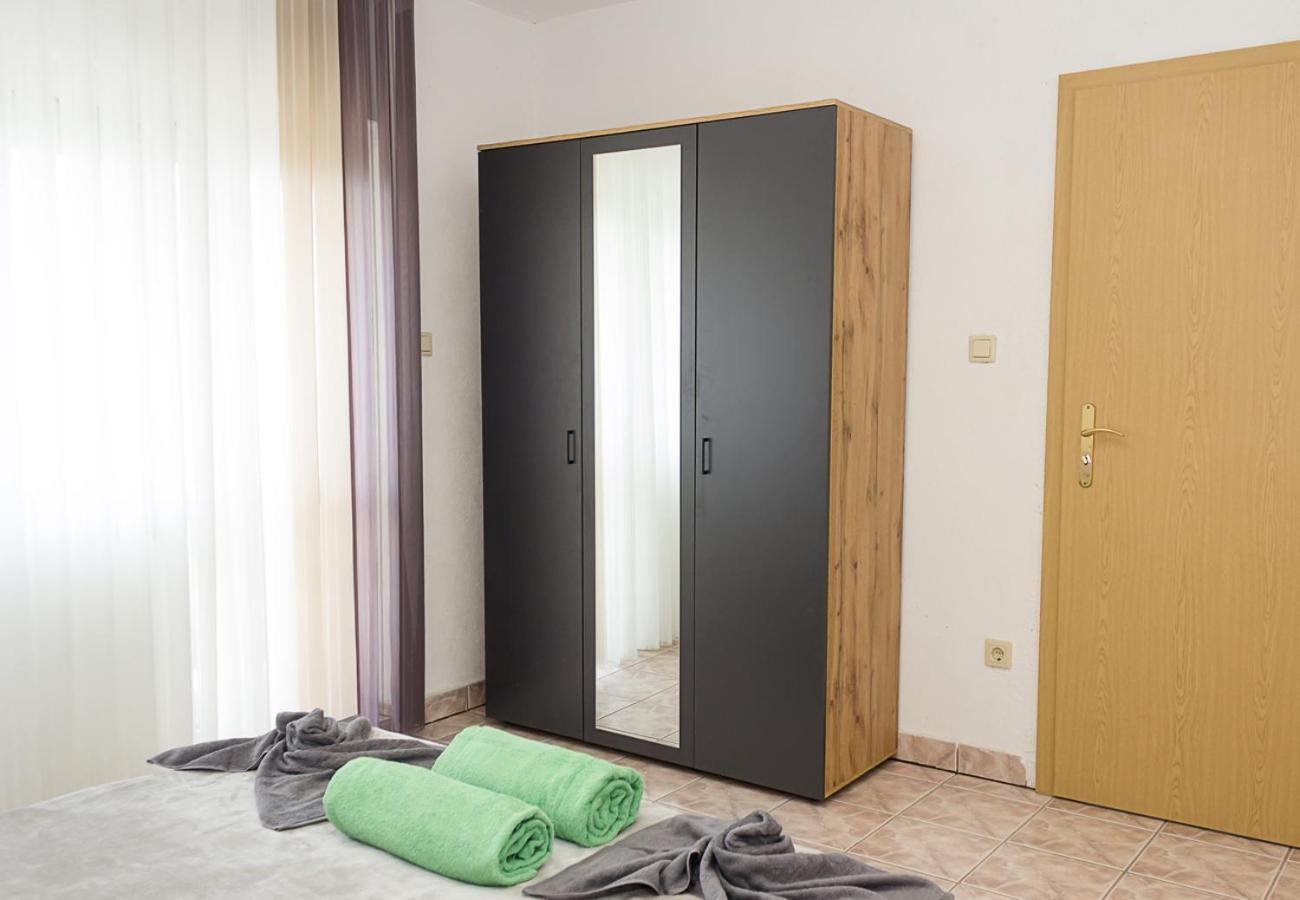 Two Identical Designer 2Bd Flats With Sea View In Balchik By Flat Mаnager Apartment Bagian luar foto